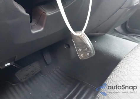 2022 Chevrolet Silverado 1500 4Wd Short Bed Custom z USA, uszkodzony, nr VIN 3GCPDBEK8NG505229